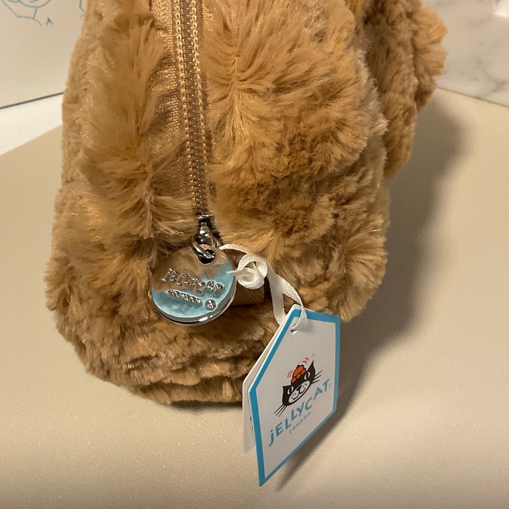 HJ3- Jellycat Batholomew Bear Pouch - Picture 2 of 3